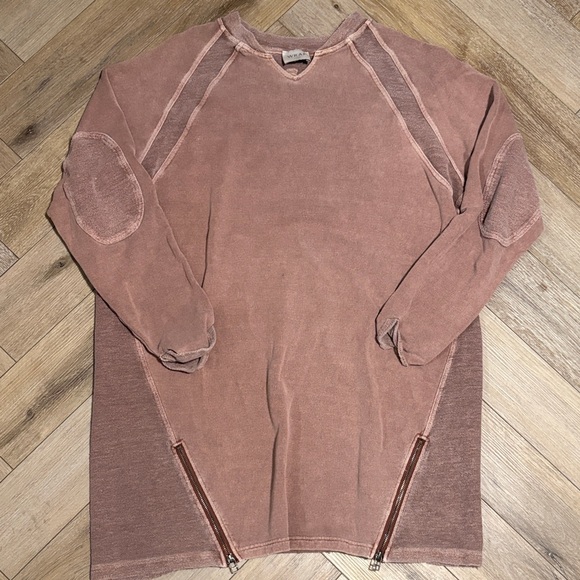 Wrap London Tops - WRAP London Sweatshirt Tunic